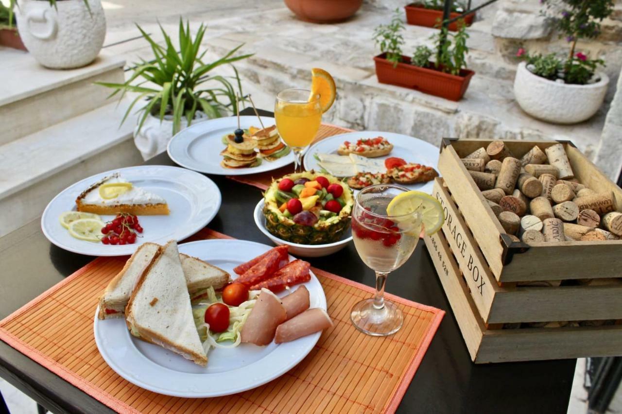 Luxury Boutique Apartment Stone Palace Spalato Esterno foto